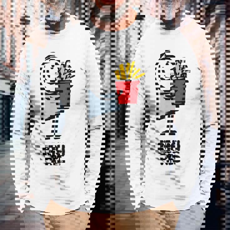 面白い漫画のキャラクターグラフィックが付いたクールでおいしいフライドポテト。 長袖Tシャツ 高齢者への贈り物