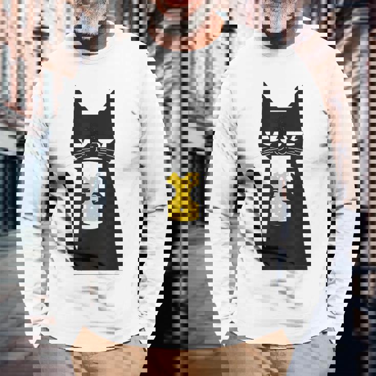 面白い黒猫はビールが大好きおもしろいビール好き 長袖Tシャツ 高齢者への贈り物