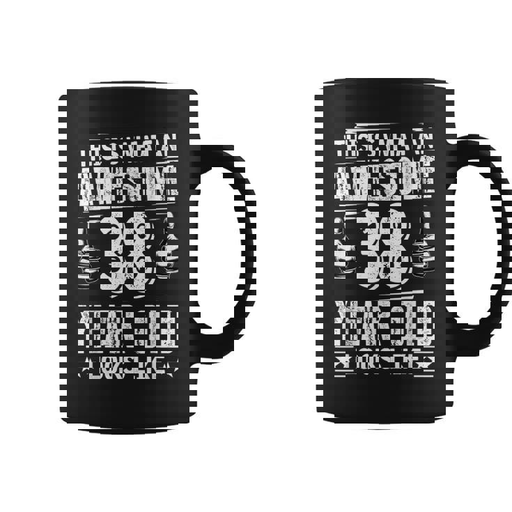 38歳の誕生日プレゼントは私に38歳をもたらしました 良い 面白い 38歳 コーヒーマグ