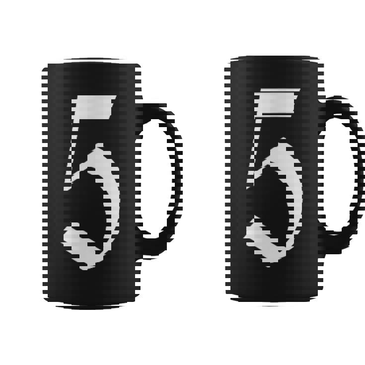 5番目 古英語の中世スタイルの五 コーヒーマグ