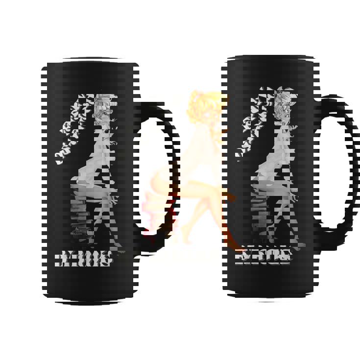 Easily-Distracted By Books ピンナップガール セクシーアニメ レトロアート コーヒーマグ