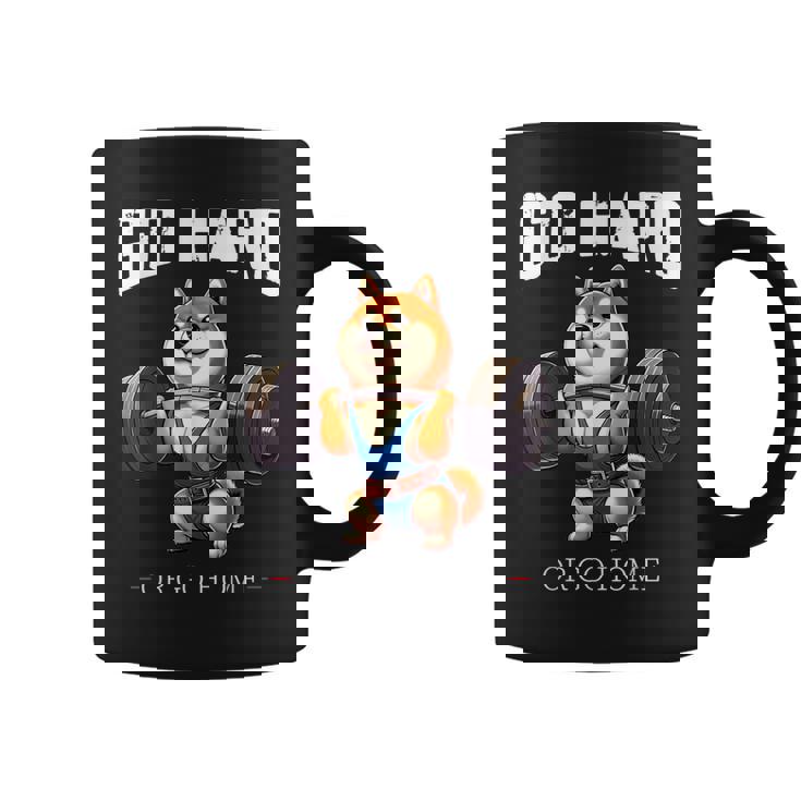 Go Hard Or Go Home 柴犬 犬 ウエイトリフティング フィットネス ジム コーヒーマグ