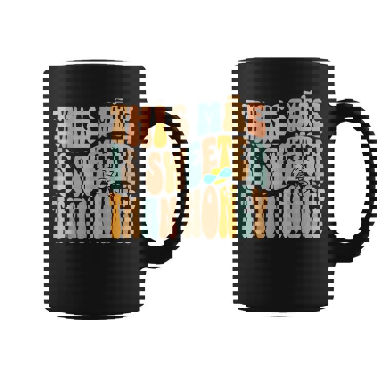 Mãe Portugués Mamá Día De La Madre Divertido Groovy Ondulado Texto Taza de café