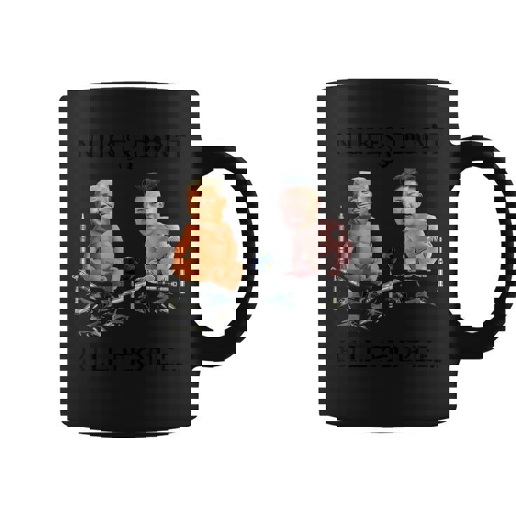 Nukes Don't Kill People…ドナルド・トランプとキム・ジョンウンティー コーヒーマグ