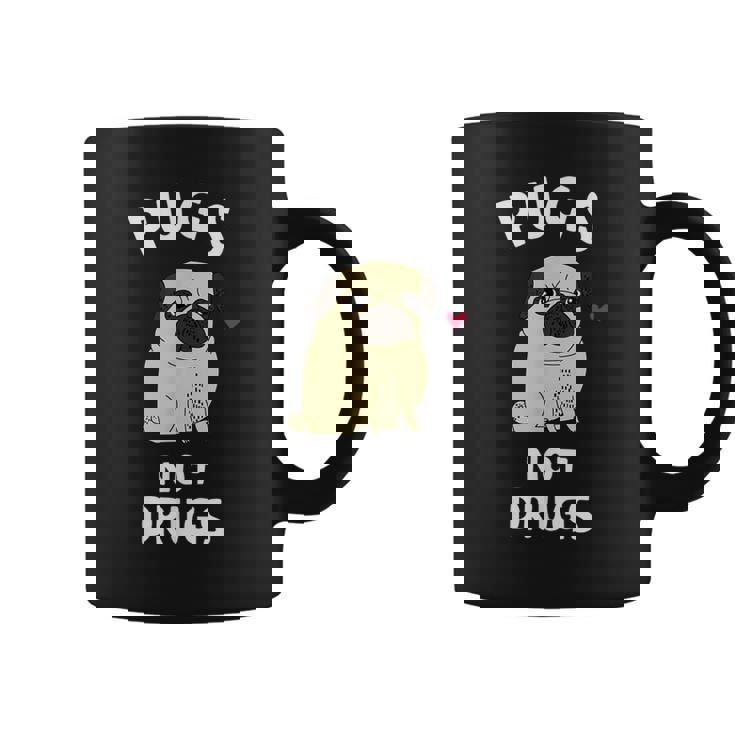 Pugs Not Drugs 犬好きのtシャツペットへの面白いプレゼント コーヒーマグ