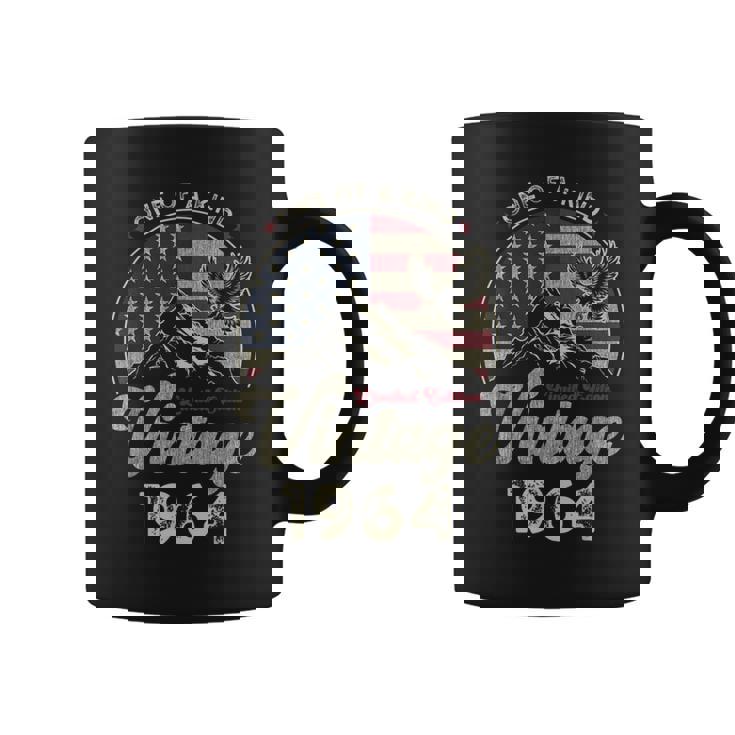 Vintage 1964 愛国的なイーグル、61歳の誕生日、アメリカ国旗 コーヒーマグ