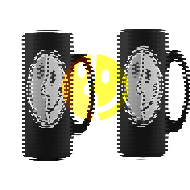 【ピカソ風】スマイル フェイス 笑顔（パロディ）キュビズム【スマイリー】ニコニコ 黄色 ポップ かわいい コーヒーマグ