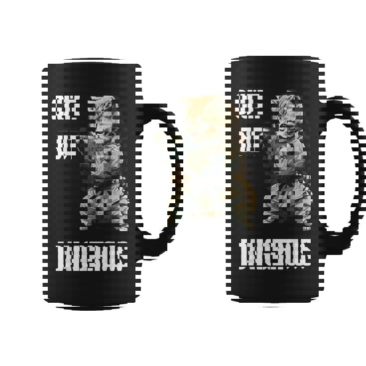 かわいいけど危険な空手 面白い テコンドー 猫 格闘技 コーヒーマグ