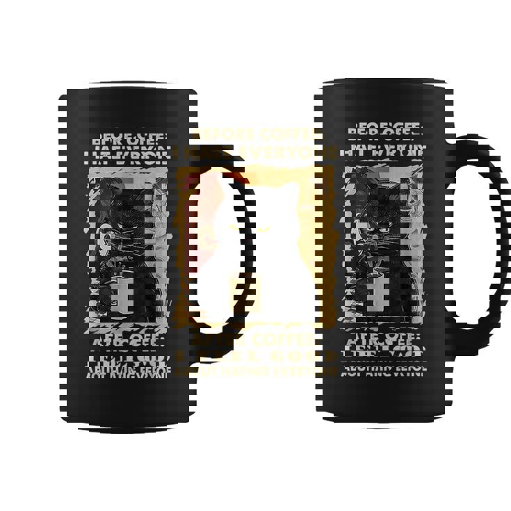 コーヒーの前にみんな嫌いな黒猫がコーヒーを飲む コーヒーマグ