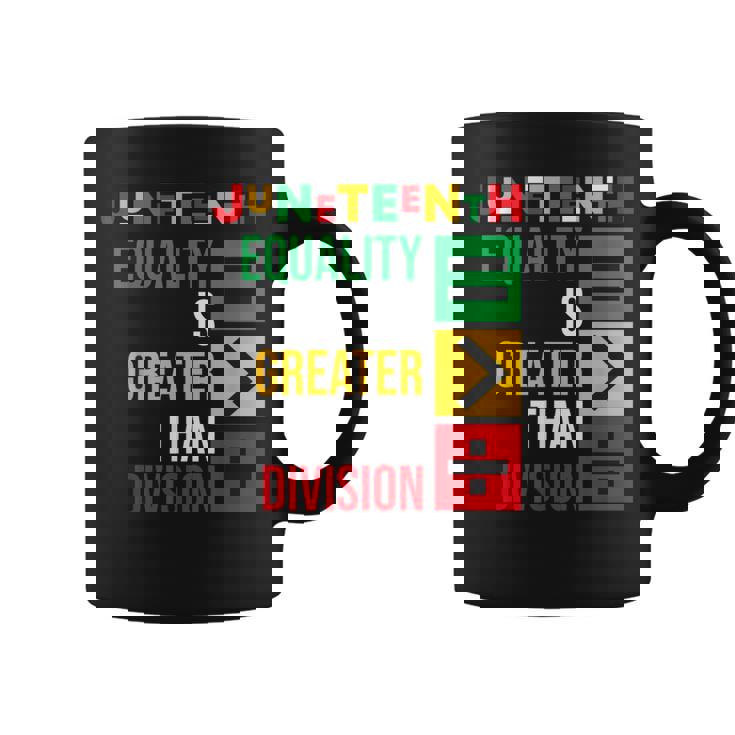 ジューンティーンスの平等は分裂よりも大きい コーヒーマグ