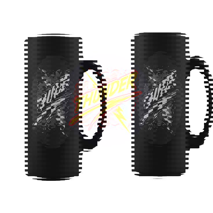 ストームファンのためのクールなサンダーステートメント衣装。 コーヒーマグ