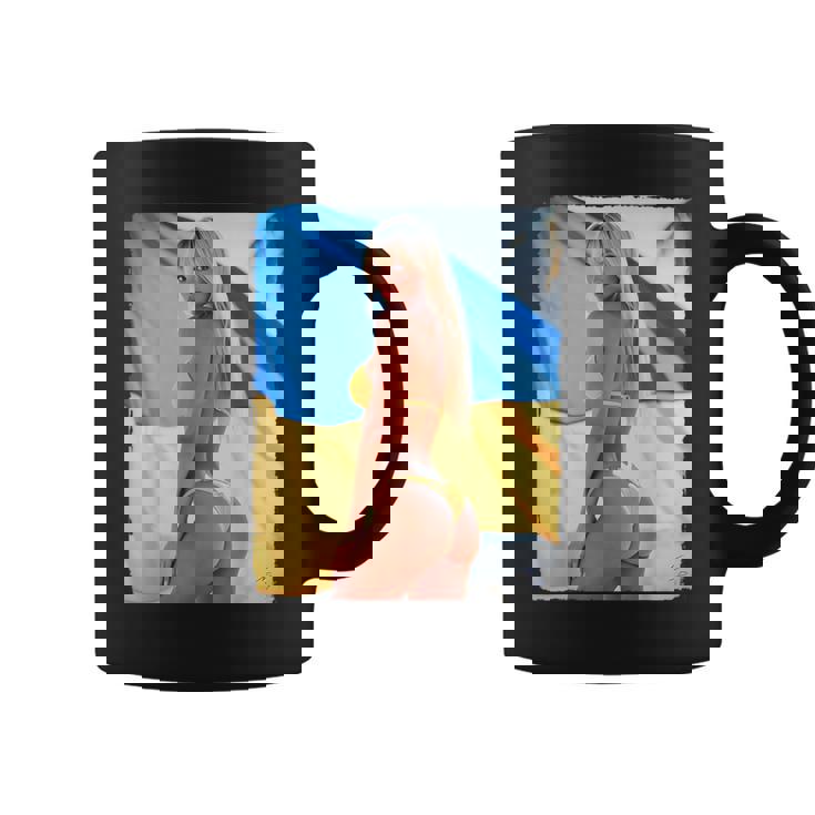 セクシーガールグラフィックtシャツ 「モダンピンナップガール&ウクライナ国旗2」 コーヒーマグ