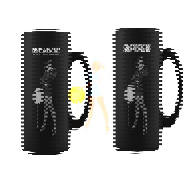 セクシー警察官、バックザブルーピンナップガール コーヒーマグ