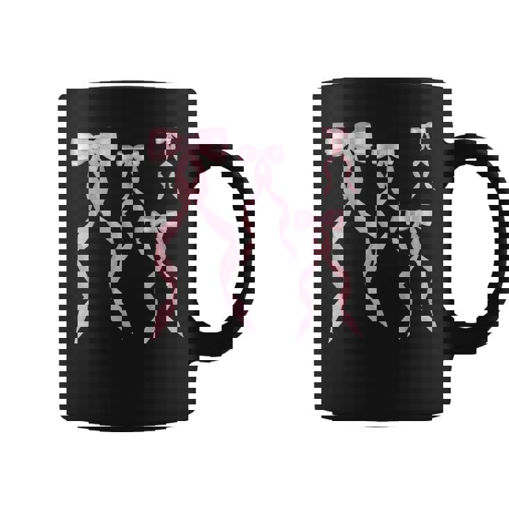 ファンシーピンクのリボンデザイン。 コーヒーマグ