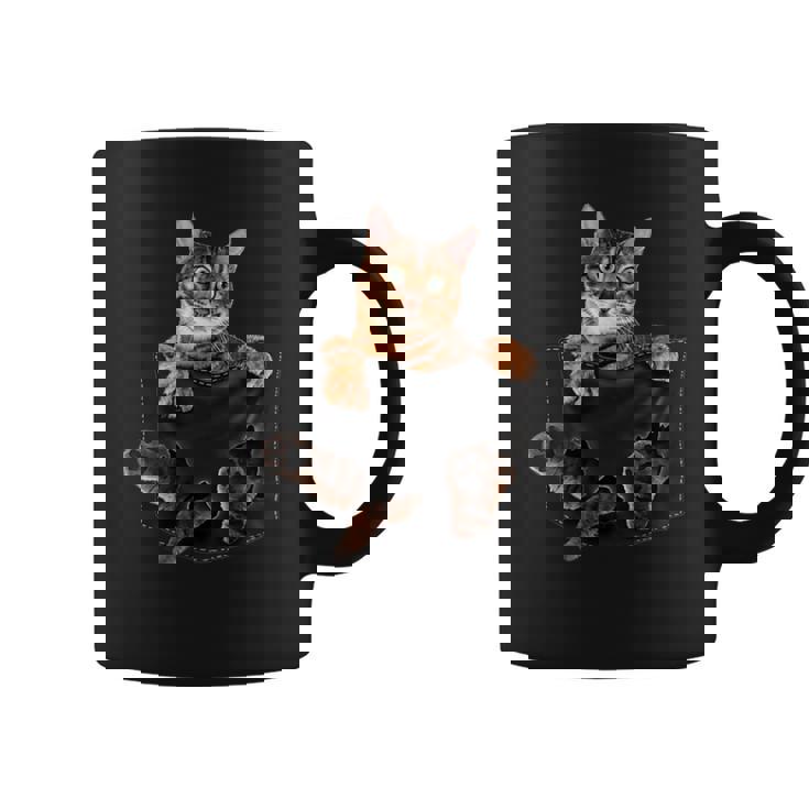 ポケットに入ったベンガルキャット コーヒーマグ