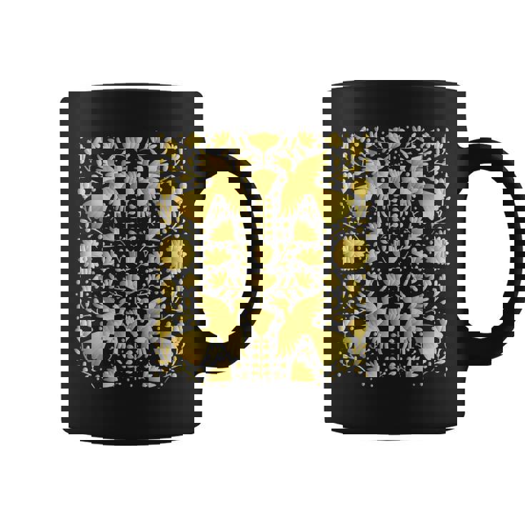 メキシカンテナンゴスのメキシカンゴールド刺繍プリント。 コーヒーマグ