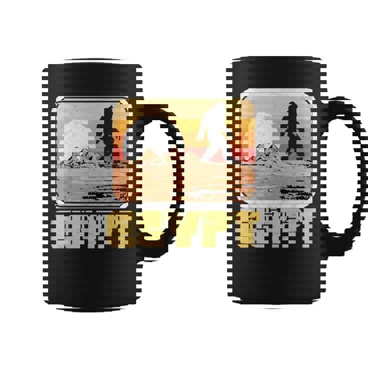 レトロ ビッグフット & ピラミッド エジプト サスカッチ グラフィック コーヒーマグ