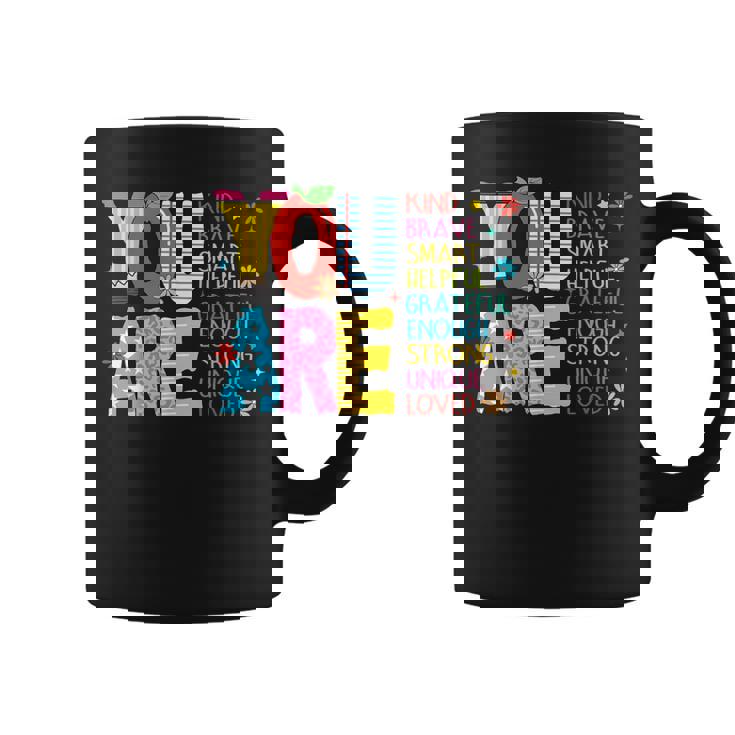 学校の初日に、あなたは素敵で、勇敢で、インスピレーションを与える先生です。 コーヒーマグ