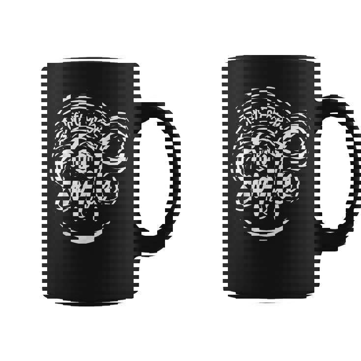 微笑むことを忘れないでください コーヒーマグ