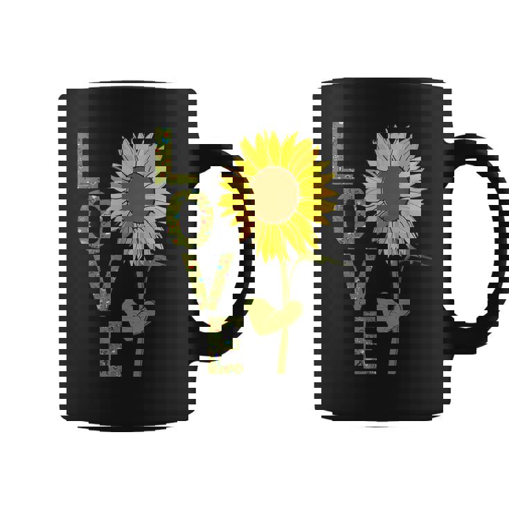 愛の大きなひまわりを作る庭師 コーヒーマグ