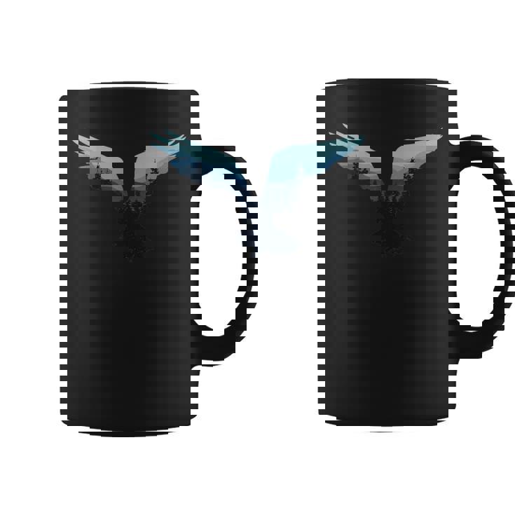 美しいフライングイーグル夜空の森の鳥のシルエット コーヒーマグ