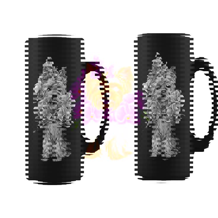 花を持つヨークシャー テリア コーヒーマグ