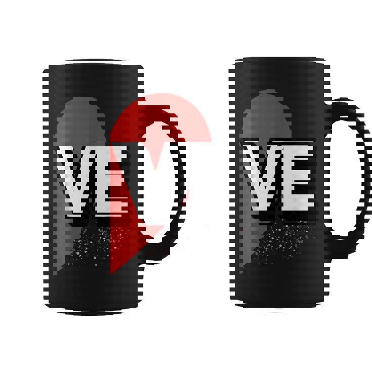 ２人で着るとハートが出来る Loveの文字になる 「Ve」カップル 恋人 コーヒーマグ