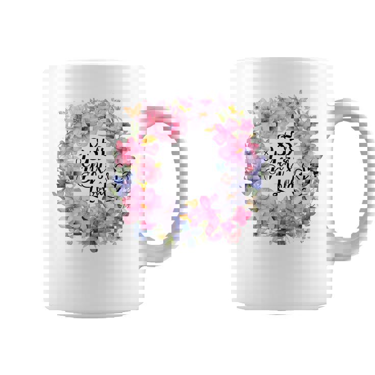 85年間愛されている 85歳の誕生日 花のリースと蝶 コーヒーマグ