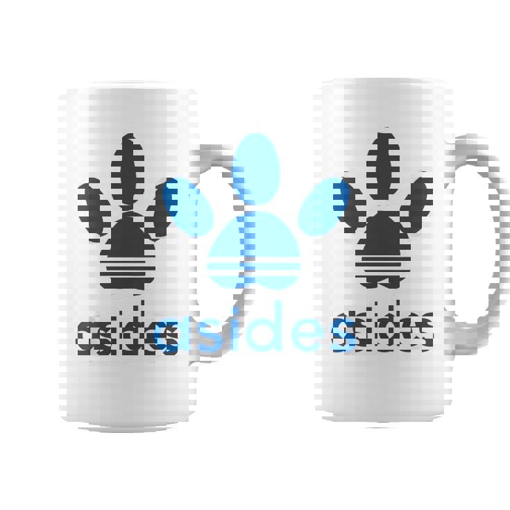 【バックプリント・背中側】Asides アシデス 足です。肉球です。【変なtシャツ屋】スポーツ ブランド パロディ 面白 コーヒーマグ