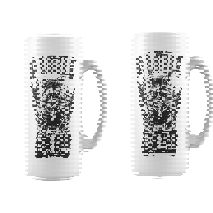 おもしろいアライグマのグラフィック 小さなフェラル 幼児 男の子 女の子 フェラル コーヒーマグ