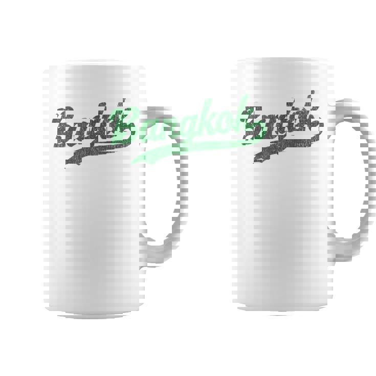 タイのバンコクビンテージスポーツグラフィック。 コーヒーマグ