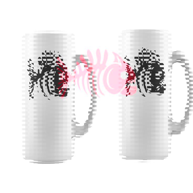 ピラニアスケルトン。魚の頭蓋骨と骨の様式化されたデザイン。 コーヒーマグ