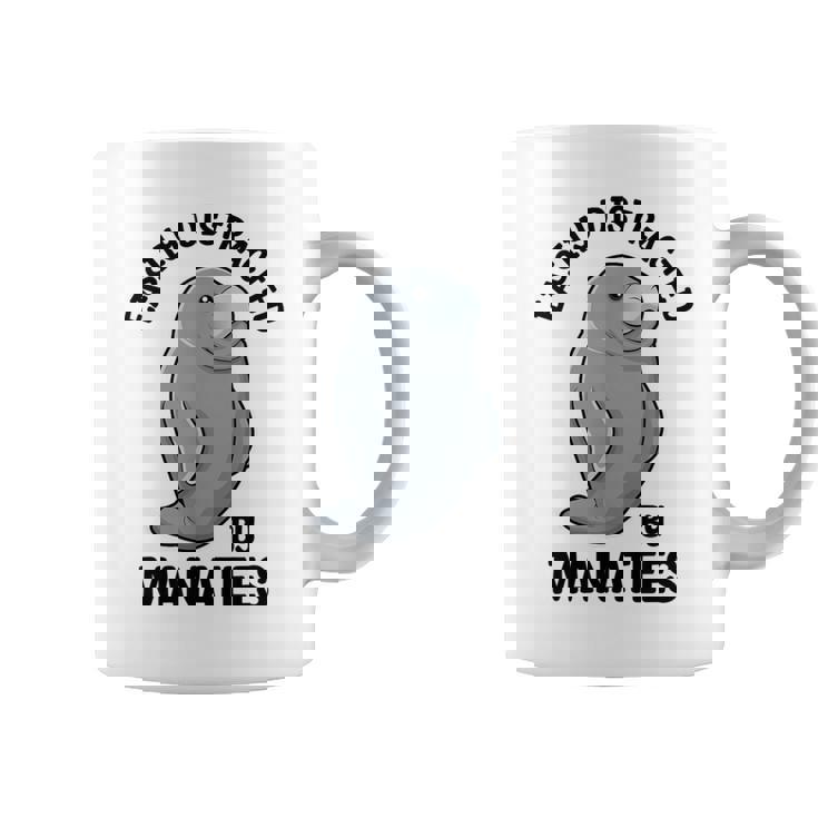 マナティーに気を取られる かわいい 海の動物 マナティー コーヒーマグ