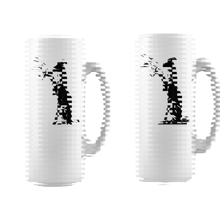 手を持つかわいいウィペット、ウィペットのママ コーヒーマグ