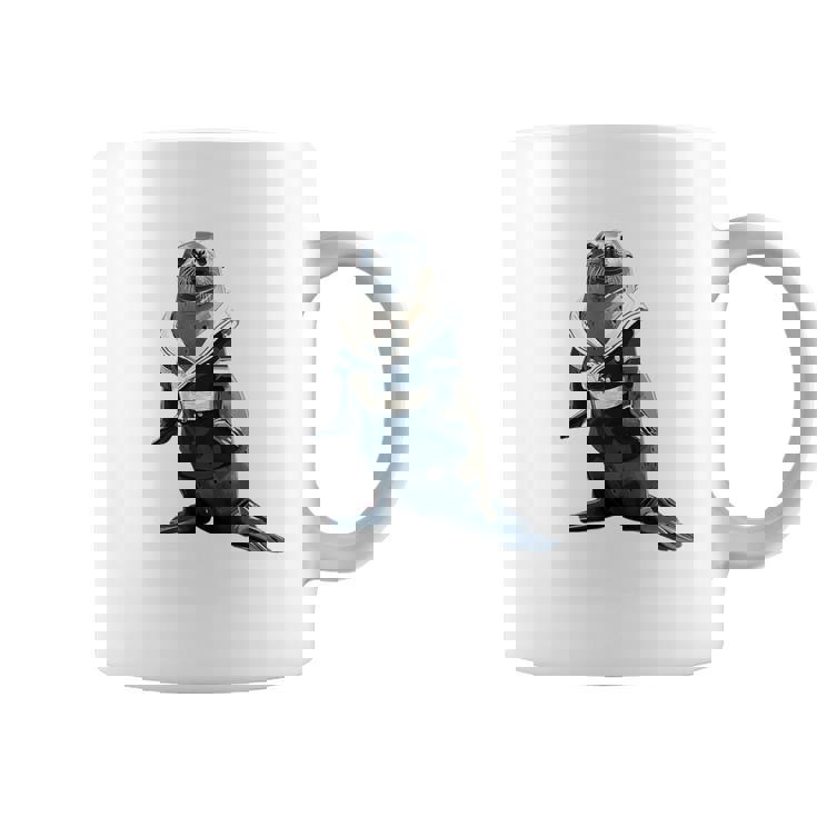 楽しいセーラー服のユーモラスなアザラシ コーヒーマグ