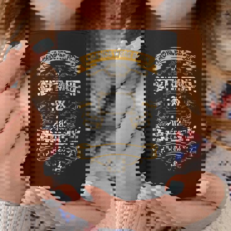 1980年9月に誕生した44歳の誕生日レジェンド。 コーヒーマグ 面白い贈り物