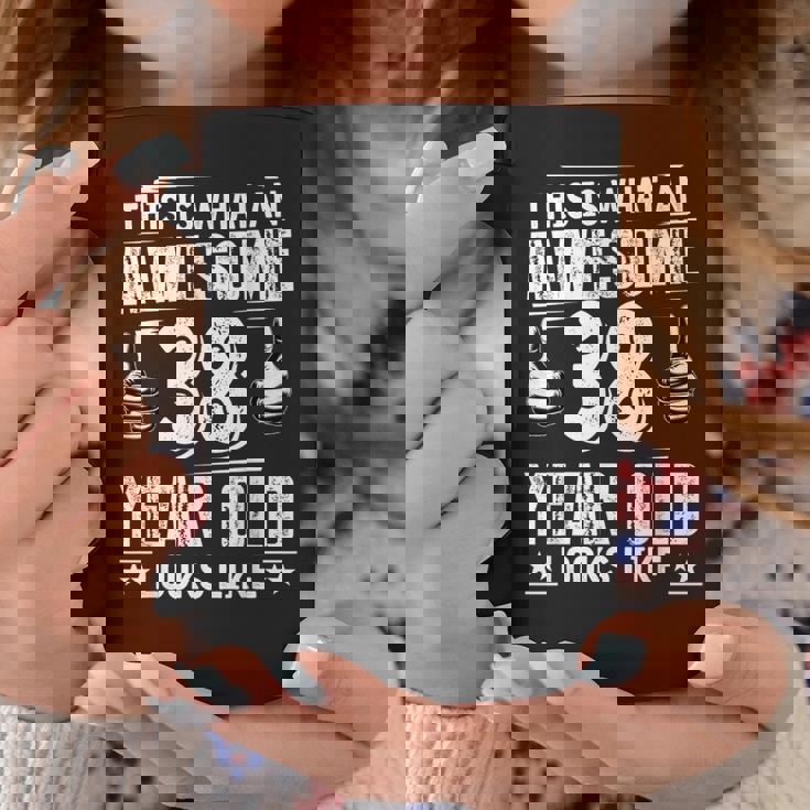 38歳の誕生日プレゼントは私に38歳をもたらしました 良い 面白い 38歳 コーヒーマグ 面白い贈り物