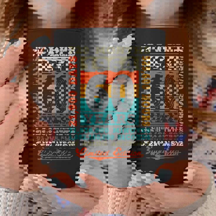 60 Years 720 Months Of Being Awesome Born 1964 60歳の誕生日 コーヒーマグ 面白い贈り物