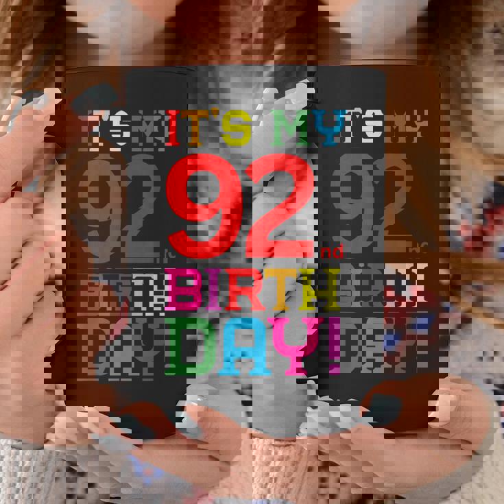 92歳 カラフル Happy Birthday Its My 92Th Birthday コーヒーマグ 面白い贈り物