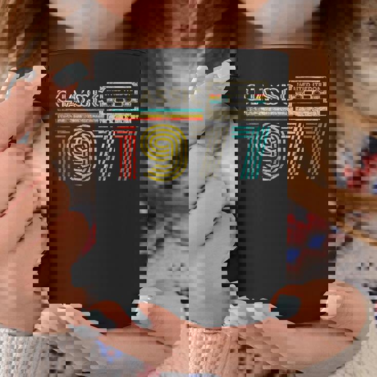 Classic 1977 Retro Birthday Idea 1977 Cassette Tapeintage コーヒーマグ 面白い贈り物