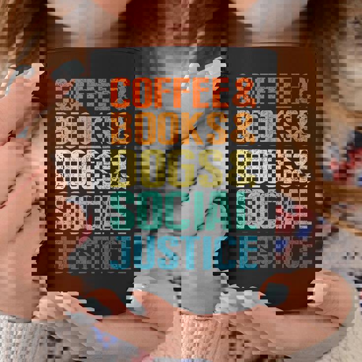Coffee Books Dogsocial Justice コーヒーマグ 面白い贈り物