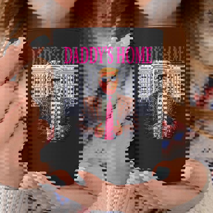 Daddy's Home Pink President Donald Trump House コーヒーマグ 面白い贈り物