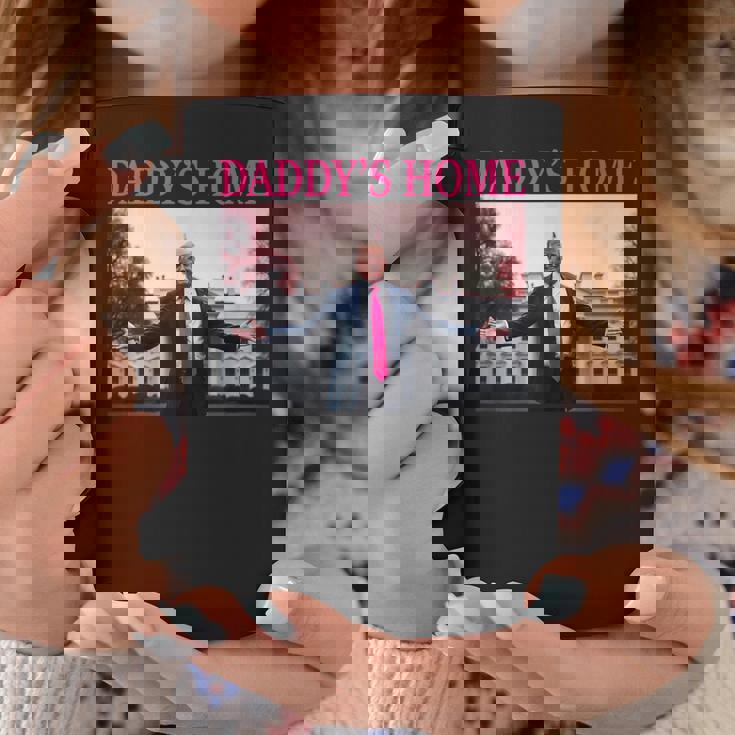 Daddy's Home President Donald Trump 2024 Pink Trump コーヒーマグ 面白い贈り物