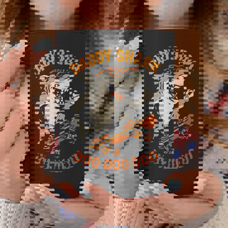Daddyhark メンズ サーフショップ シャーク。 コーヒーマグ 面白い贈り物
