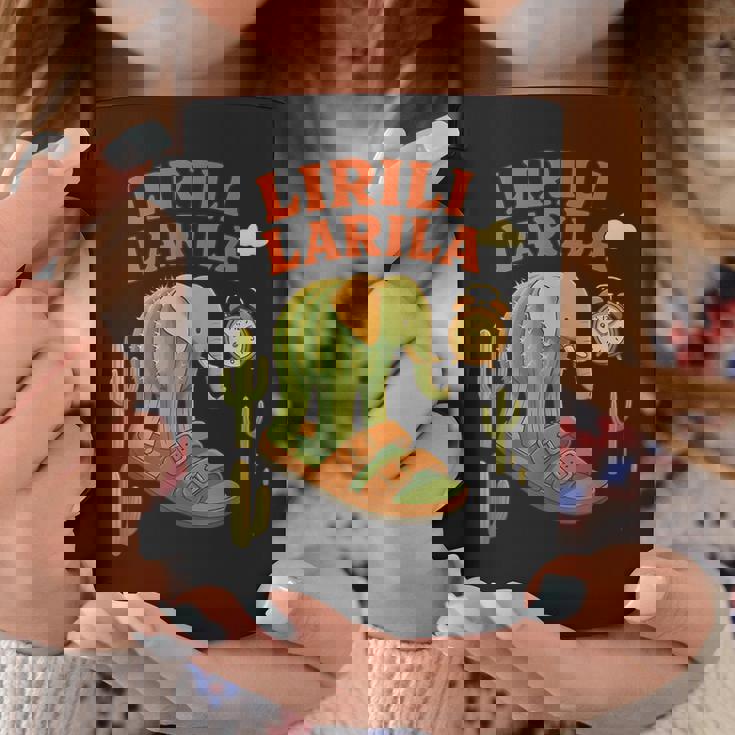 Lirili Larila イタリアのブレインロットミーム コーヒーマグ 面白い贈り物