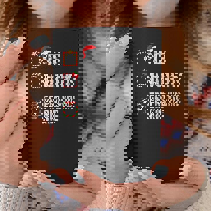 Nice Naughty Depends Who's Asking クリスマスリスト サンタ クリスマス コーヒーマグ 面白い贈り物