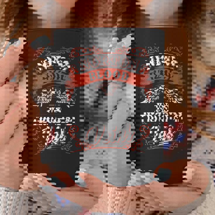 Norton Blood Run Through Myeins Family Christmas コーヒーマグ 面白い贈り物