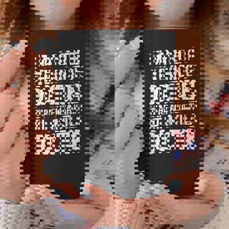 Not Your Typical Doctor Buttill A Doctor コーヒーマグ 面白い贈り物