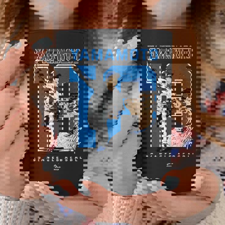 Number And Portrait Yoshinobu Yamamoto Los Angeles Mlbpa コーヒーマグ 面白い贈り物