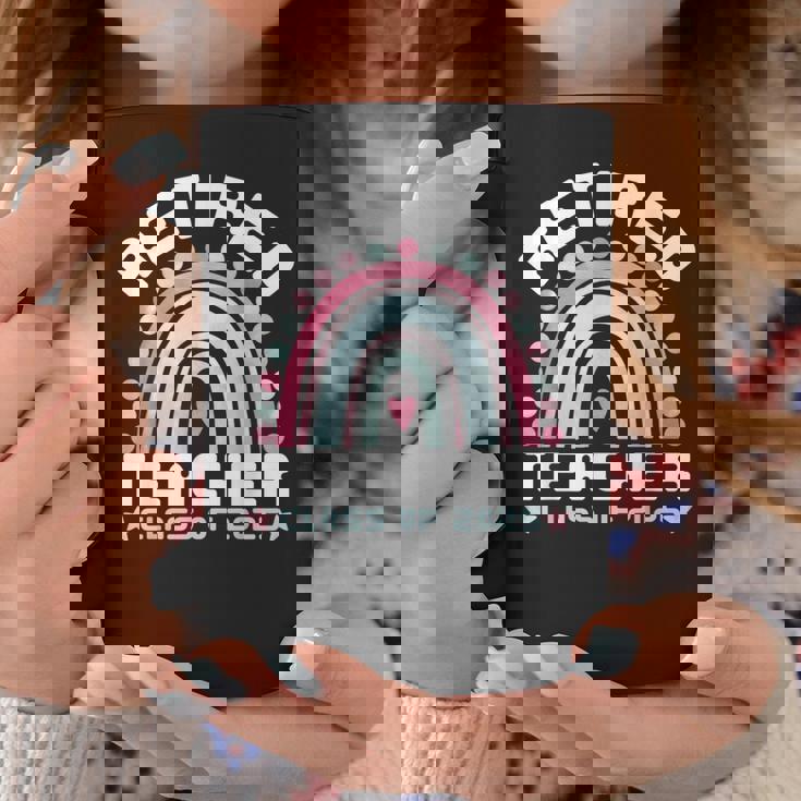 Retired Teacher Class Of 2025 Rainbow Retro Graduation コーヒーマグ 面白い贈り物